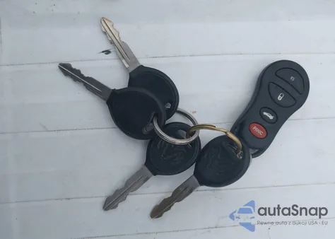 2004 Dodge Intrepid Es/Sxt z USA, uszkodzony, nr VIN 2B3HD56G34H684277